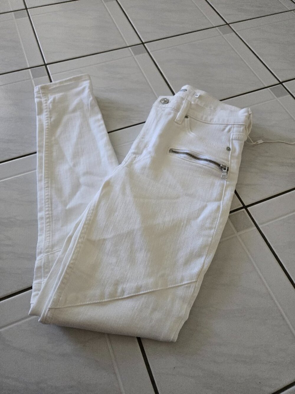 NWOT Hudson Barbara Super Skinny Moto Jeans White 26